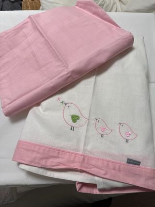 Sabanas Cuna NAF NAF Rosa y Blanco Pájaros