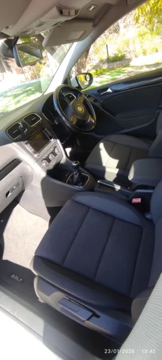 Golf VI Volante Derecha