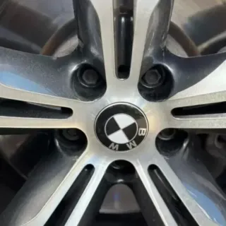 TAPAS BUJE CENTRO RUEDA LLANTA UNIVERSAL BMW 68MM