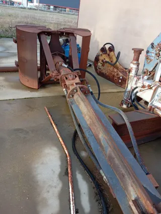 Bivalva para Retroexcavadora