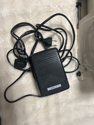 Máquina de coser Ansonic AHJ-685