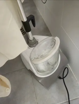 Centro de planchado vertical