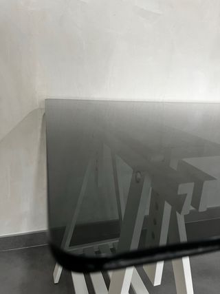 Escritorio de cristal