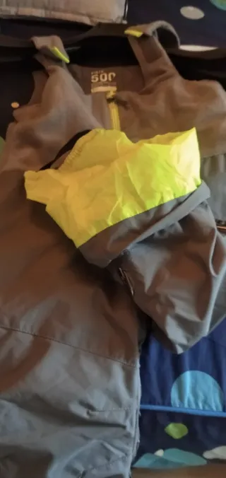 Mono de esquí Decathlon niño 4 años