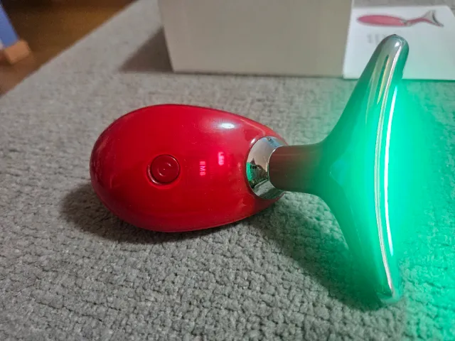 Masajeador Facial Rojo