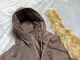 Chaqueta G-Star RAW Talla M con Capucha