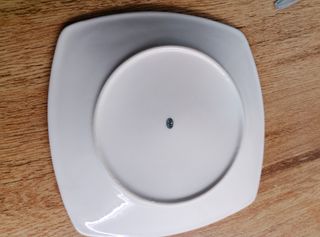 Plato cuadrado blanco