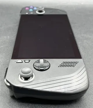 Asus ROG Ally X con scatola