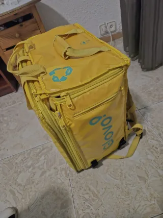 Mochila de reparto Glovo amarilla