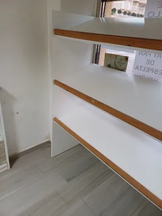 Estantería expositora madera y metal