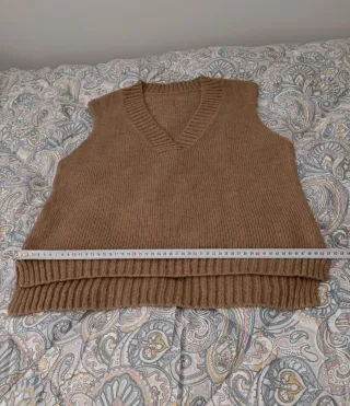 Chaleco de punto sin mangas Boutique local