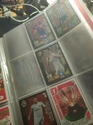 Álbum cromos Adrenalyn 2013-2014 con 210 cartas