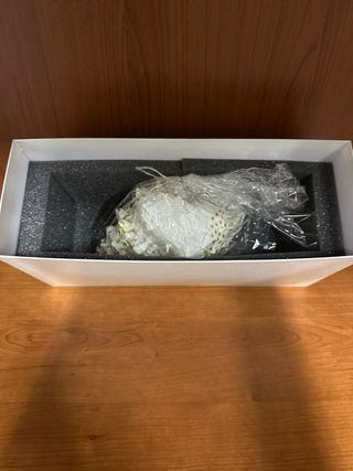 Candela Ottaviani conchiglia bianca e gialla