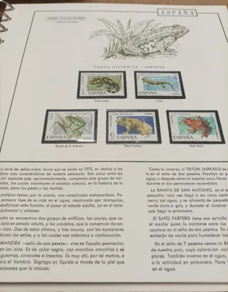 31 sellos 1975 en hojas y filoestuches originales.