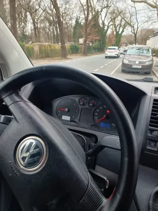 Volkswagen Transporter T5 2004