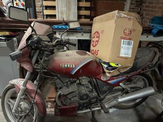 Yamaha XS 400 Clásica Carretera