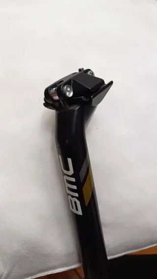 Tija de carbono BMC