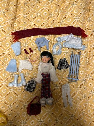 Bratz Esquiadora con Accesorios