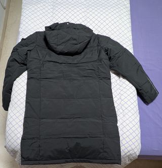 Plumífero gris acolchado nuevo