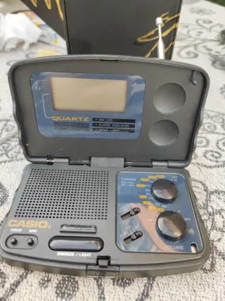 Radio Casio Portátil AM/FM