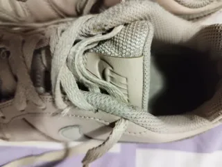 Deportivas Nike Talla 36.5 Beige/Gris