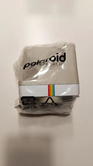 Cámara Polaroid Now Gen 3 + 16 fotos