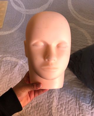 Maniquí de práctica para maquillaje y pestañas
