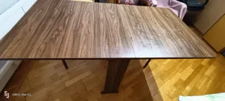 Mesa plegable de madera