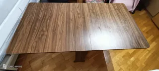 Mesa plegable de madera