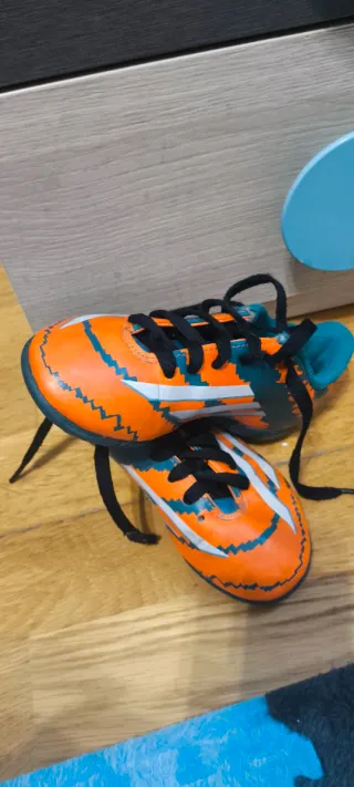 Zapatillas fútbol hierba y sala lote o separado