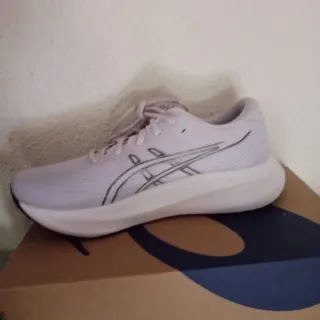 Zapatillas ASICS rosas mujer seminuevas