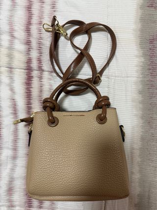 Bolso pequeño marrón NUEVO