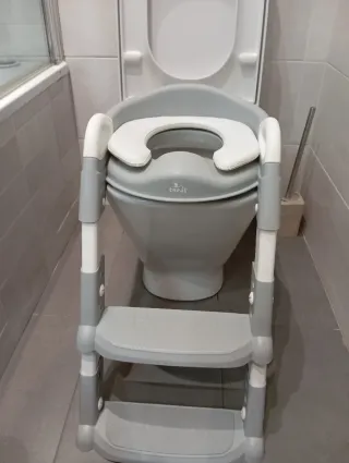 Accesorio WC niños gris y blanco