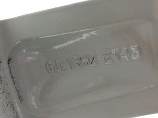 2385758 llanta 5g0601025aa volkswagen golf edition