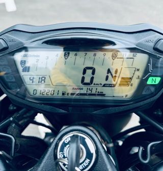 Suzuki SV 650 Naked Manual