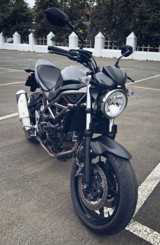 Suzuki SV 650 Naked Manual