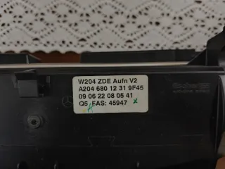 Pantalla Mercedes W204 Clase C