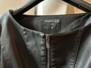 Giacca simil pelle chaqueta Nuna Lie nera de piel