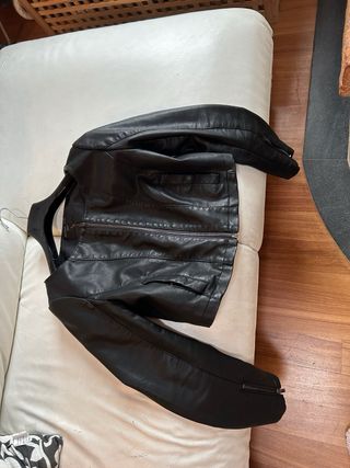 Giacca simil pelle chaqueta Nuna Lie nera de piel