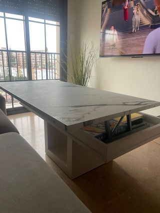 Tavolo rialzabile da pranzo in marmo e legno