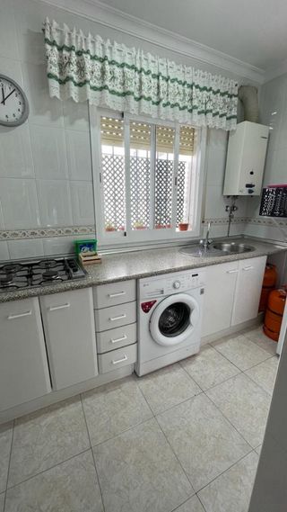 Se vende precio y coqueto piso en la playa