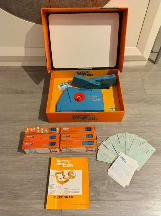 Proyector Super 8 Cinexin + 8 películas