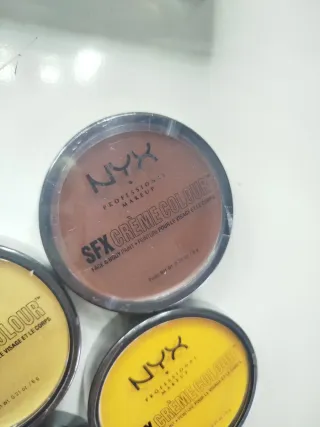 Lote 4 Cremas NYX SFX Crème Colour