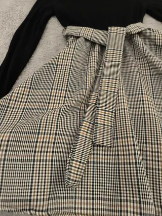 Vestido Negro y Multicolor