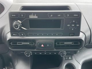 Peugeot Partner BlueHDi 100 cv. -Av. Motor- 6.500€