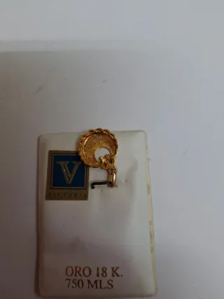 Colgante Oro 18K Babero