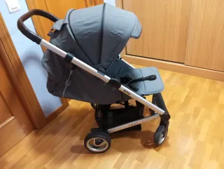 Silla de paseo con funda impermeable