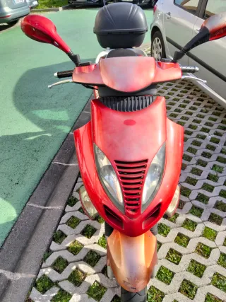 Kymco Bet&Win 150cc Scooter