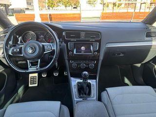 Volkswagen Golf VII SPORT R LINE