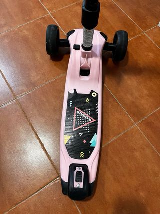 Patinete infantil 3 ruedas LED asiento